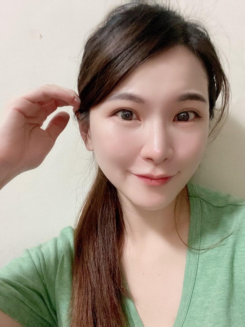 女人知己試用大隊,口碑行銷,部落客行銷,馨朵拉cindora 草本植萃洗髮精+草本植萃護髮素,馨朵拉草本植萃洗髮精,馨朵拉草本植萃護髮素,馨朵拉cindora,堅持不添加任何有疑慮成分,0矽靈,不含SLS, SLES,ALS,ALES,不添加MI/MCI防腐劑,不添加色素,Parabens,不做動物性實驗,撫平糾結毛躁,調理頭皮,敏弱頭皮適用,孕婦適用,溫和不易刺激,Spa級香氛