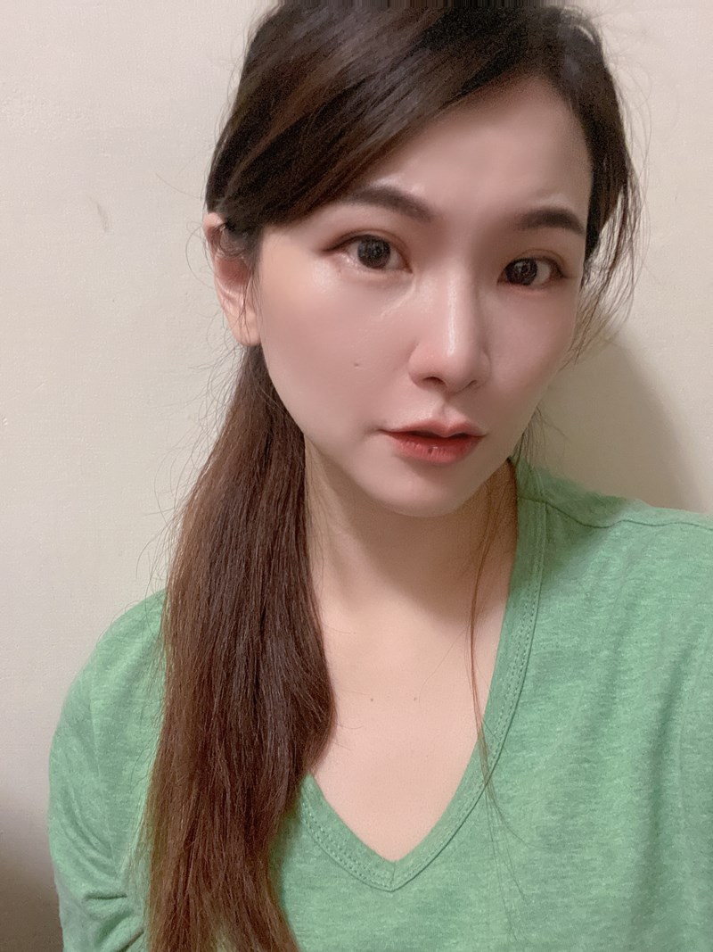 女人知己試用大隊,口碑行銷,部落客行銷,馨朵拉cindora 草本植萃洗髮精+草本植萃護髮素,馨朵拉草本植萃洗髮精,馨朵拉草本植萃護髮素,馨朵拉cindora,堅持不添加任何有疑慮成分,0矽靈,不含SLS, SLES,ALS,ALES,不添加MI/MCI防腐劑,不添加色素,Parabens,不做動物性實驗,撫平糾結毛躁,調理頭皮,敏弱頭皮適用,孕婦適用,溫和不易刺激,Spa級香氛