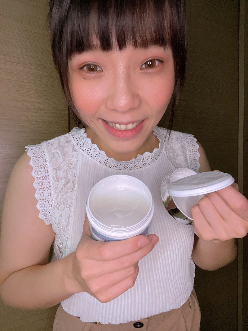 女人知己試用大隊,CORESENCE 蔻仙詩極地冰河醣凍膜,將南極醣蛋白修護力與玻尿酸保濕力注入保濕凍膜中,深度調節肌底造水力,密集補水,改善粗糙感肌膚,讓水嫩效果更持久,鎖水保濕再升級,南極醣蛋白,海藻糖,透明質酸鈉,金縷梅,薰衣草,天竺葵