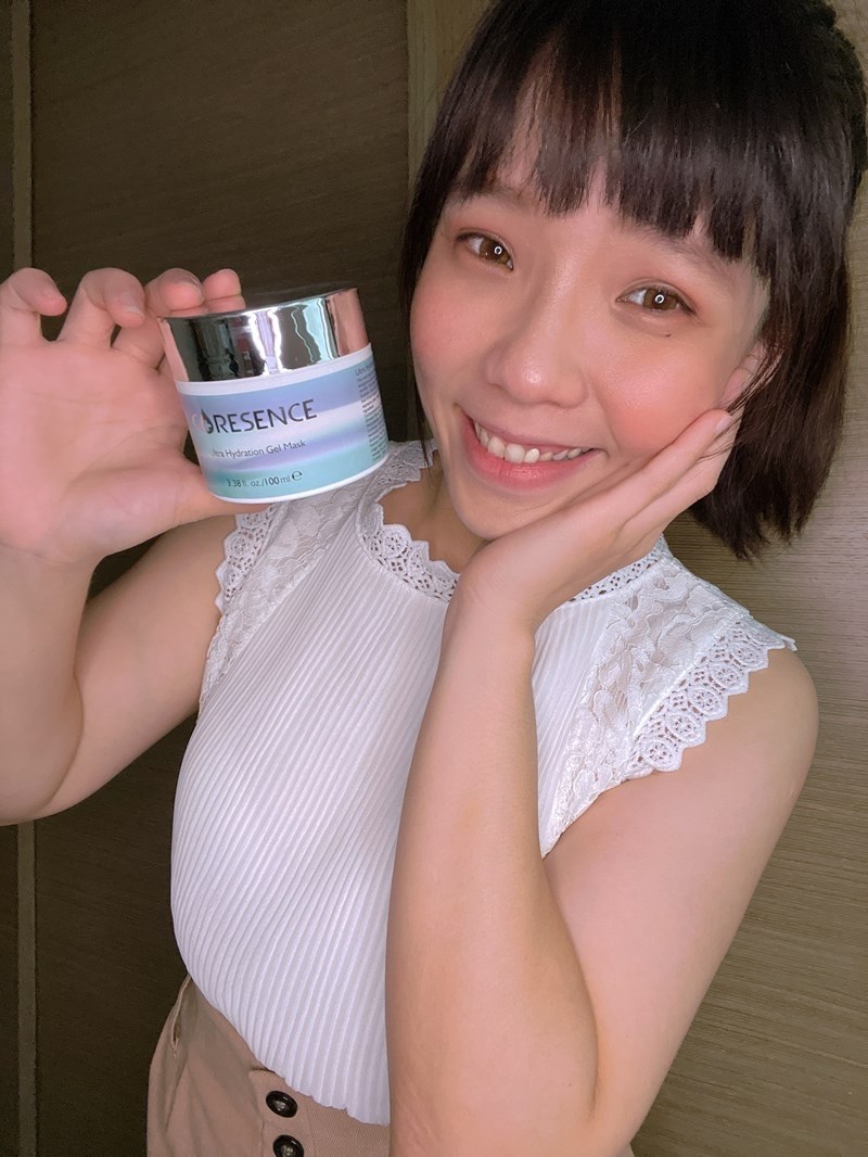 女人知己試用大隊,CORESENCE 蔻仙詩極地冰河醣凍膜,將南極醣蛋白修護力與玻尿酸保濕力注入保濕凍膜中,深度調節肌底造水力,密集補水,改善粗糙感肌膚,讓水嫩效果更持久,鎖水保濕再升級,南極醣蛋白,海藻糖,透明質酸鈉,金縷梅,薰衣草,天竺葵