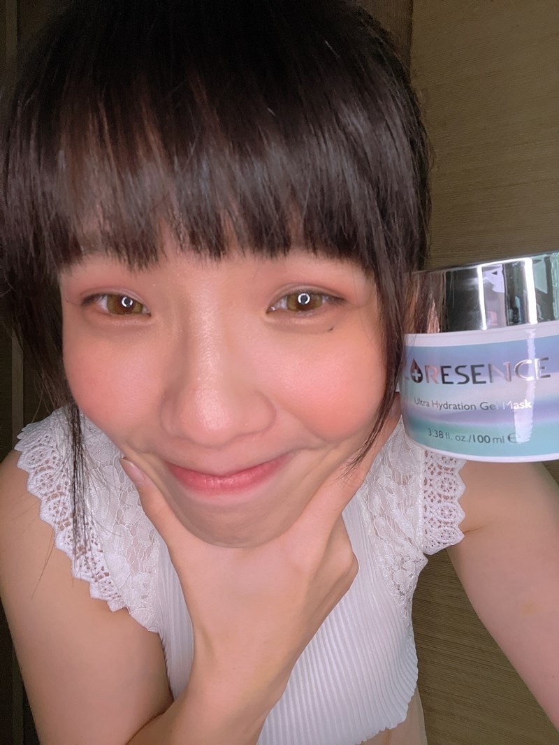 女人知己試用大隊,CORESENCE 蔻仙詩極地冰河醣凍膜,將南極醣蛋白修護力與玻尿酸保濕力注入保濕凍膜中,深度調節肌底造水力,密集補水,改善粗糙感肌膚,讓水嫩效果更持久,鎖水保濕再升級,南極醣蛋白,海藻糖,透明質酸鈉,金縷梅,薰衣草,天竺葵