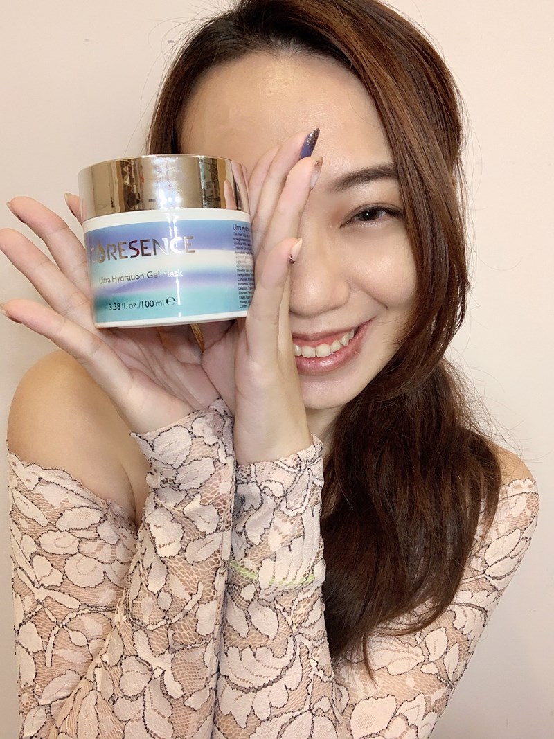 女人知己試用大隊,CORESENCE 蔻仙詩極地冰河醣凍膜,將南極醣蛋白修護力與玻尿酸保濕力注入保濕凍膜中,深度調節肌底造水力,密集補水,改善粗糙感肌膚,讓水嫩效果更持久,鎖水保濕再升級,南極醣蛋白,海藻糖,透明質酸鈉,金縷梅,薰衣草,天竺葵