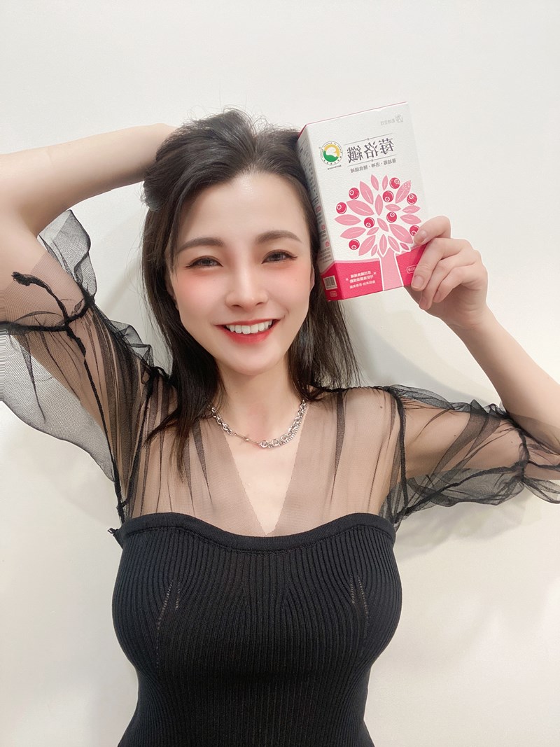 女人知己試用大隊,口碑行銷,部落客行銷,柏諦生技莓洛纖,榮獲SNQ國家品質標章,榮獲BODY雜誌體面奧斯卡榮美榜五星獎,蔓越莓,洛神花萃取物,膳食纖維,草本植物萃取,添加膳食纖維，調節生理機能,養顏美容
