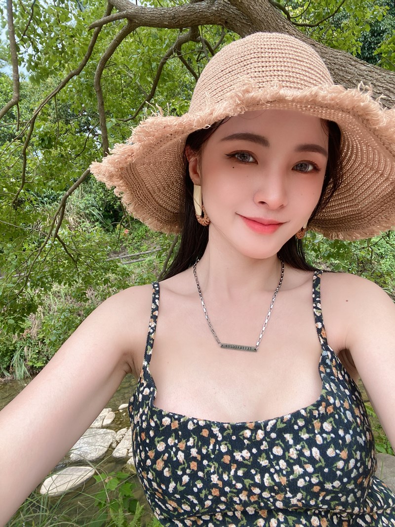 女人知己試用大隊,口碑行銷,部落客行銷,美的意向頂級專業面膜Concept of beauty,原物料與配方來至日本,保濕力可維持至隔天,易上妝不脫妝,保濕,海茴香,七葉樹萃取,氣墊布膜,撫平細紋,積雪草,角鯊烷,亮白,雪絨花,橄欖葉萃取,尿囊素,仙人掌,竹炭黑面膜,肌膚會呼吸,清爽不油膩