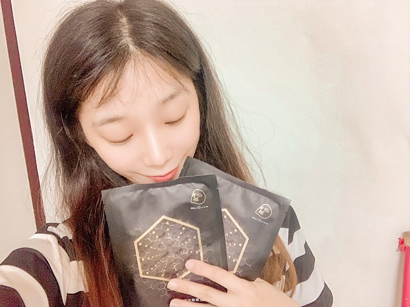 女人知己試用大隊,口碑行銷,部落客行銷,TYCHE太姬  石墨烯活顏鑽光面膜 ,TYCHE太姬,石墨烯,面膜,黑面膜,石墨烯面膜,石墨烯活顏鑽光面膜,面膜界的美肌導入儀,六胜肽,蠶絲蛋白,傳明酸,海藻醣,台灣面膜,台灣保養品牌,保溼,緊緻,賦活