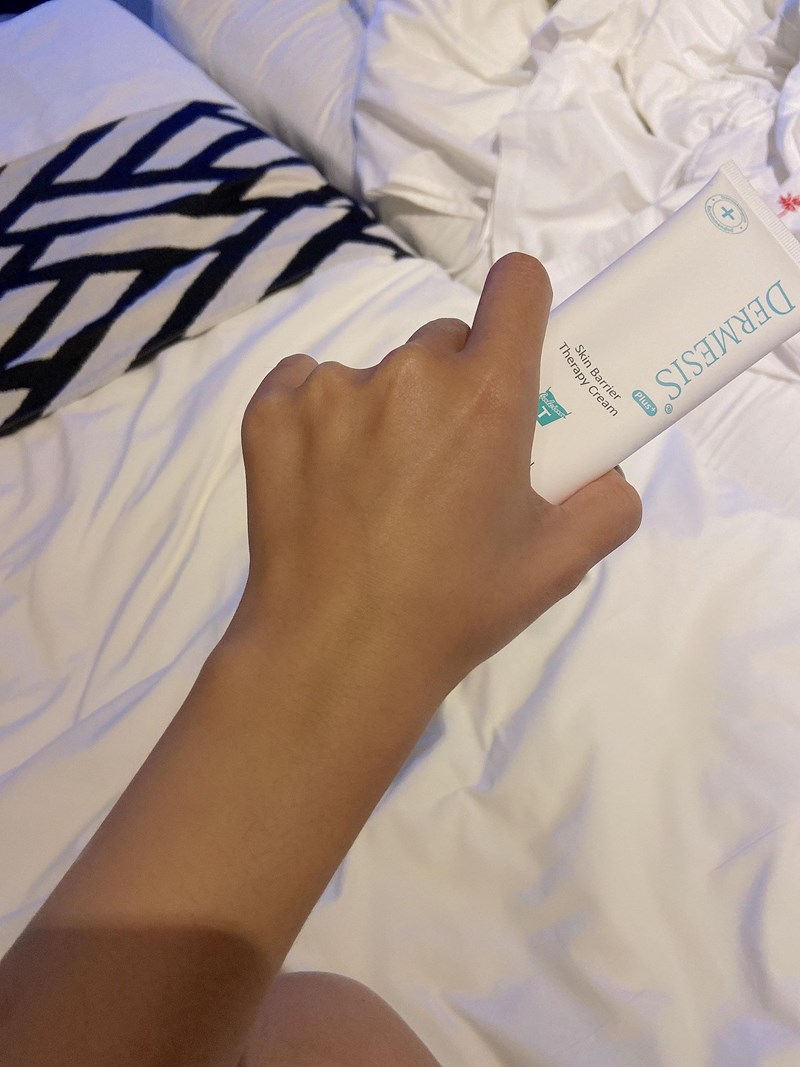 女人知己試用大隊,口碑行銷,部落客行銷,Dermesis迪敏施 Plus 涵鈣休異膚乳霜 滋潤型 120ml,Dermesis迪敏施,滋潤,保溼,舒緩,針對敏感性肌膚皮膚修護屏障,保溼性佳,更加滋潤,減緩水分散失,修護乾燥,有效預防皮膚乾裂,減少肌膚脫屑/脫皮,保濕舒緩,長效滋潤,俢護健康肌