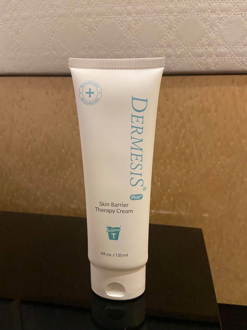 女人知己試用大隊,口碑行銷,部落客行銷,Dermesis迪敏施 Plus 涵鈣休異膚乳霜 滋潤型 120ml,Dermesis迪敏施,滋潤,保溼,舒緩,針對敏感性肌膚皮膚修護屏障,保溼性佳,更加滋潤,減緩水分散失,修護乾燥,有效預防皮膚乾裂,減少肌膚脫屑/脫皮,保濕舒緩,長效滋潤,俢護健康肌