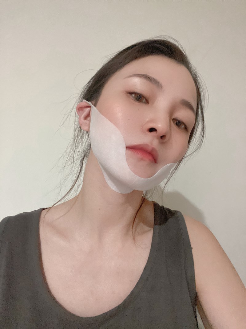 女人知己試用大隊,口碑行銷,部落客行銷,Lokah高光打亮蜜 香檳金＋ Lokah小臉V提拉面模,Lokah高光打亮蜜,Lokah小臉V提拉面模,極美光澤,立體,光澤妝感,朵烈美妝,紐約國際彩妝師,Doleh Beauty NYC,Naomi 老師監製,泰雅紋面設計,紐約品牌創立