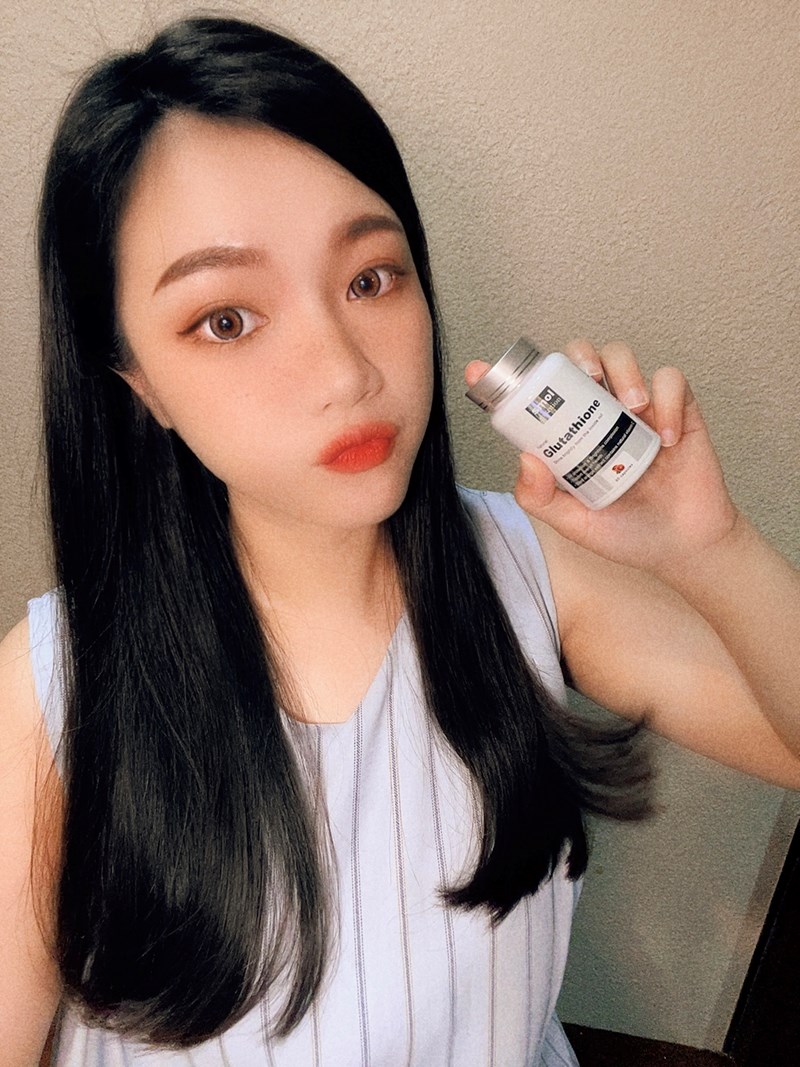 女人知己試用大隊,口碑行銷,部落客行銷,SMOL澄淨亮妍複方膠囊,SMOL,妮萃美,SMOL莫斯,澄淨亮妍複方膠囊,穀光甘肽,GSH,血橙,圓酵母,幫助入睡,日本,glutathione,賽洛美,養顏美容,助眠,吃的青春露,亮妍透光,好氣色