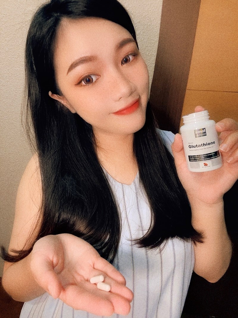 女人知己試用大隊,口碑行銷,部落客行銷,SMOL澄淨亮妍複方膠囊,SMOL,妮萃美,SMOL莫斯,澄淨亮妍複方膠囊,穀光甘肽,GSH,血橙,圓酵母,幫助入睡,日本,glutathione,賽洛美,養顏美容,助眠,吃的青春露,亮妍透光,好氣色