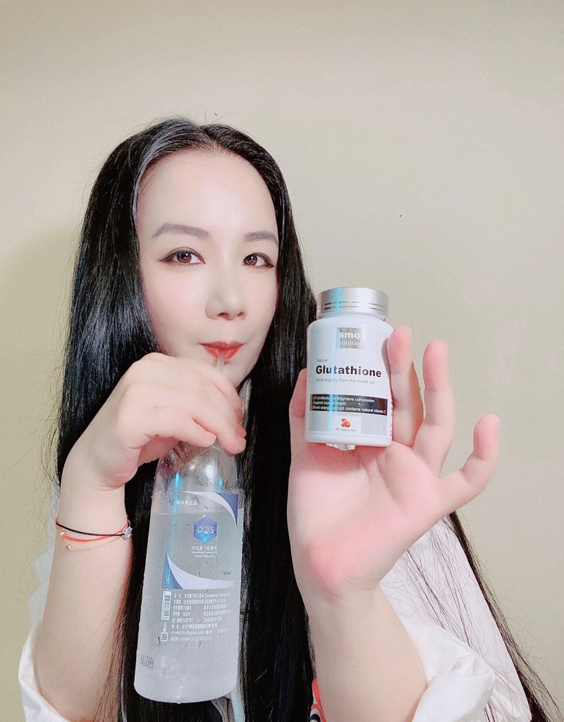 女人知己試用大隊,口碑行銷,部落客行銷,SMOL澄淨亮妍複方膠囊,SMOL,妮萃美,SMOL莫斯,澄淨亮妍複方膠囊,穀光甘肽,GSH,血橙,圓酵母,幫助入睡,日本,glutathione,賽洛美,養顏美容,助眠,吃的青春露,亮妍透光,好氣色