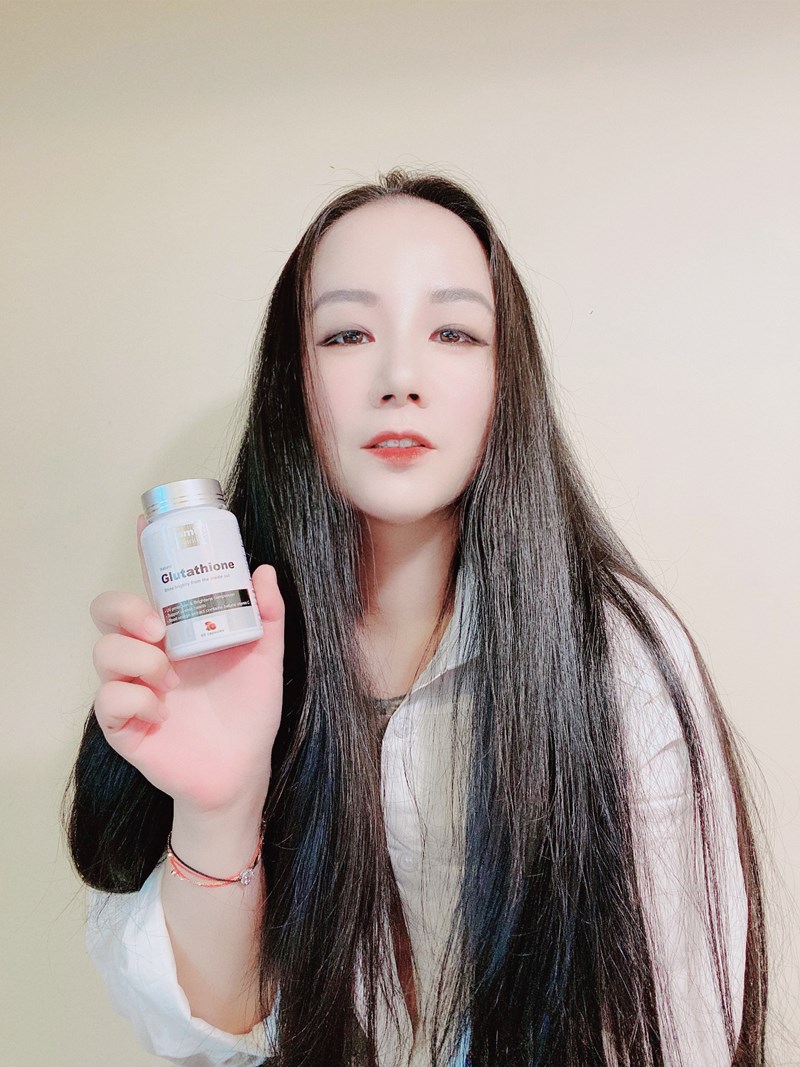 女人知己試用大隊,口碑行銷,部落客行銷,SMOL澄淨亮妍複方膠囊,SMOL,妮萃美,SMOL莫斯,澄淨亮妍複方膠囊,穀光甘肽,GSH,血橙,圓酵母,幫助入睡,日本,glutathione,賽洛美,養顏美容,助眠,吃的青春露,亮妍透光,好氣色