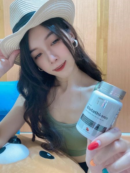 女人知己試用大隊,口碑行銷,部落客行銷,SMOL澄淨亮妍複方膠囊,SMOL,妮萃美,SMOL莫斯,澄淨亮妍複方膠囊,穀光甘肽,GSH,血橙,圓酵母,幫助入睡,日本,glutathione,賽洛美,養顏美容,助眠,吃的青春露,亮妍透光,好氣色