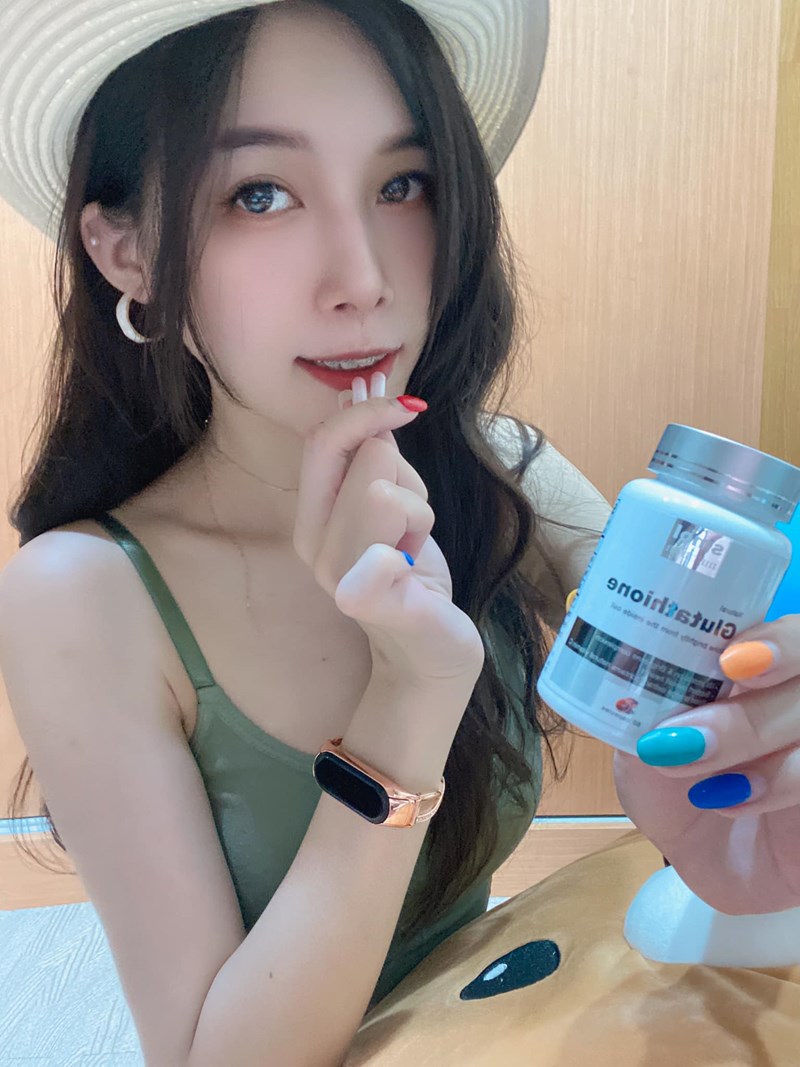 女人知己試用大隊,口碑行銷,部落客行銷,SMOL澄淨亮妍複方膠囊,SMOL,妮萃美,SMOL莫斯,澄淨亮妍複方膠囊,穀光甘肽,GSH,血橙,圓酵母,幫助入睡,日本,glutathione,賽洛美,養顏美容,助眠,吃的青春露,亮妍透光,好氣色