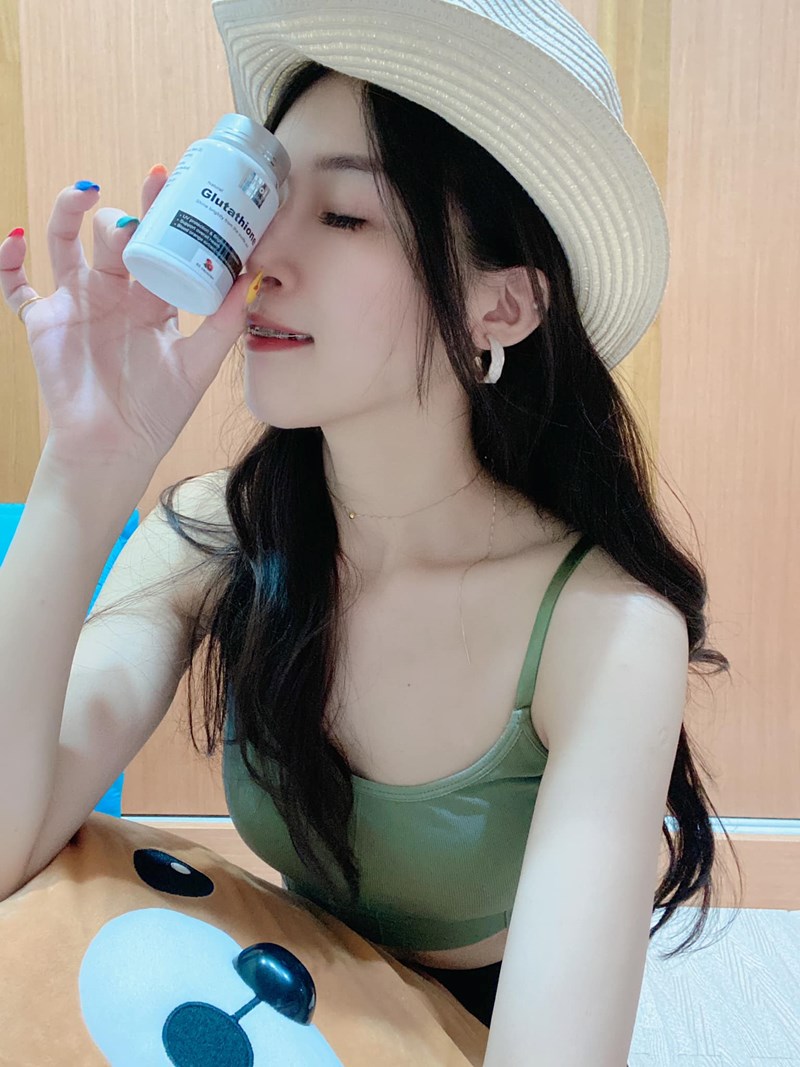 女人知己試用大隊,口碑行銷,部落客行銷,SMOL澄淨亮妍複方膠囊,SMOL,妮萃美,SMOL莫斯,澄淨亮妍複方膠囊,穀光甘肽,GSH,血橙,圓酵母,幫助入睡,日本,glutathione,賽洛美,養顏美容,助眠,吃的青春露,亮妍透光,好氣色