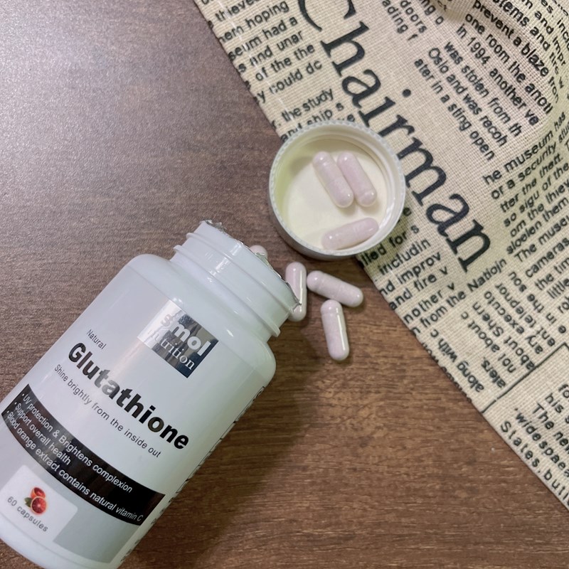 女人知己試用大隊,口碑行銷,部落客行銷,SMOL澄淨亮妍複方膠囊,SMOL,妮萃美,SMOL莫斯,澄淨亮妍複方膠囊,穀光甘肽,GSH,血橙,圓酵母,幫助入睡,日本,glutathione,賽洛美,養顏美容,助眠,吃的青春露,亮妍透光,好氣色