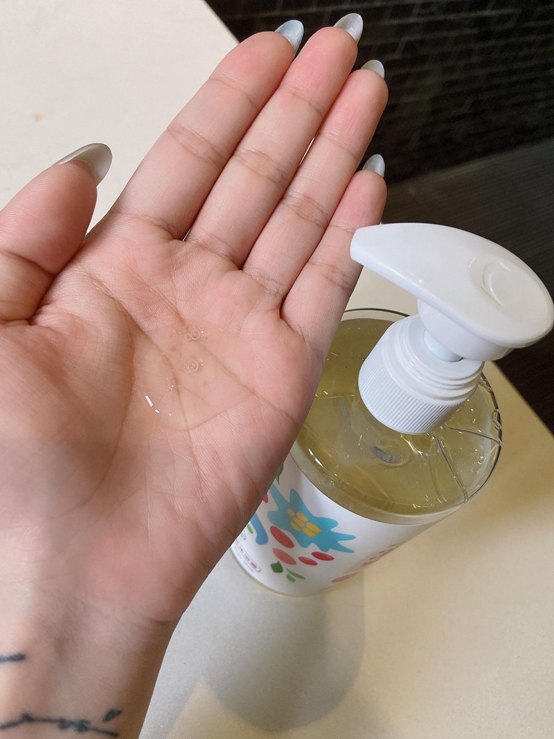 女人知己試用大隊,口碑行銷,部落客行銷,馨朵拉cindora 超溫柔天然沐浴露,馨朵拉,cindora,馨朵拉超溫柔天然沐浴露,女性專用,孕婦適用,生理期適用,全膚質適用,敏弱肌適用,pH4.8黃金比例,私密肌保養,一瓶洗全身,溫和不易刺激,散發甜美花果香,添加胺基酸,鎖水保濕