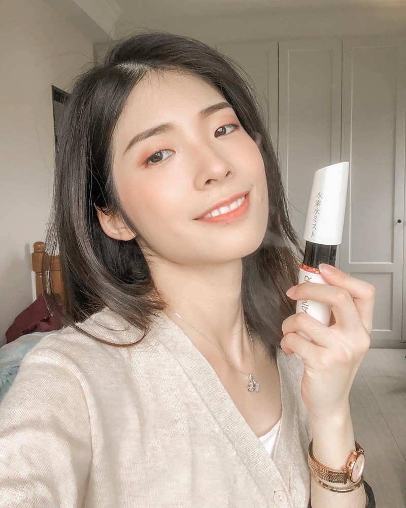 女人知己試用大隊,口碑行銷,部落客行銷,AMBER水素水美膚儀,AMBER水素水美膚儀,保濕,定妝,舒護,科技,時尚,氣霧細緻,氫水,感應環,日本保養,輕巧,取代日常化妝水,保濕噴霧,定妝噴霧,舒緩噴霧,充電＋純水＝即可使用