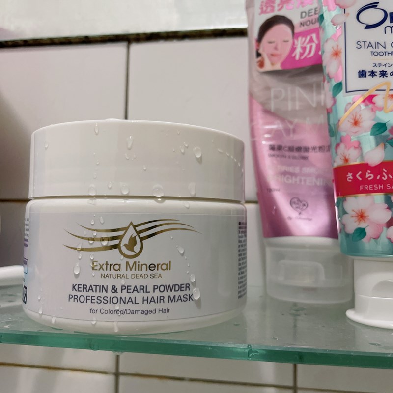 女人知己試用大隊,口碑行銷,部落客行銷,Extra Mineral 專業護色髮膜,Extra Mineral角蛋白&珍珠粉-專業護色髮膜,Extra Mineral,專業護色髮膜,無爭議化學物質,無環境傷害,無動物實驗,以色列原裝進口,含有珍貴角蛋白,珍珠粉和死海礦物質,修復染燙後受損髮質，同時具有強大的護色功用,礦物質微量元素是組織修復的重要元素,深層修護,柔順保水光澤重現髮絲生命力,回購率高,Extra Mineral結合創新美容技術與死海天然礦藏,獨特配方在修護髮絲的同時不造成髮根負擔,由專業化學家配製，經過以色列認證實驗室的嚴格測試，以確保其安全性和有效性,Extra Mineral系列香氛以舊巴黎街道的記憶為基調，加入地中海的獨特氛圍，以柑橘,桉樹,石榴為主調,以色列政府頒發傑出產品出口製造商,優良死海產品標章,GMP ISO認證,生菌數檢驗合格