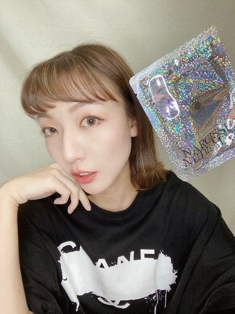 女人知己試用大隊,口碑行銷,部落客行銷,BEMORAL納西瑟斯裸妝面膜,散發柔滑光澤！月光閃粉，10分鐘達到隔離裸素顏,植物萃取日本林原生物糖類，含豐富鉀離子，幫助細胞保持滲透平衡，協助水份完整進入細胞,取用德國引領全球的「閃光粉特殊原料」並合乎歐盟法規，達最高品質與規範要求的安全成份,特級研發面膜紙採用日本紡織領先技術製作以棉籽絨為原料的再生纖維素的纖維組織，具優良的保水性,緊密服貼性,高度透明性,取得SGS檢驗認證,#裸妝面膜