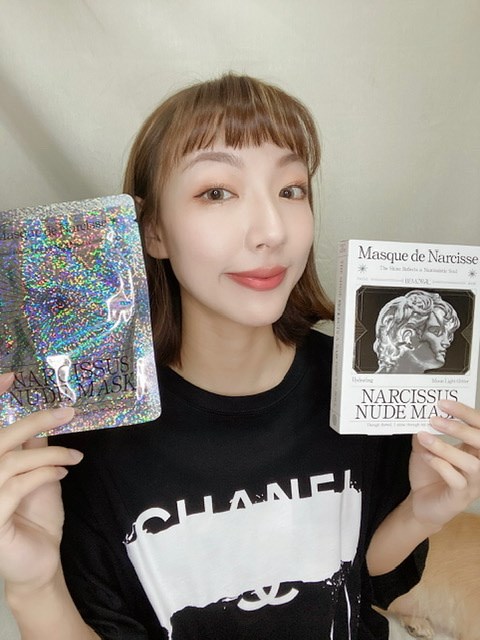 女人知己試用大隊,口碑行銷,部落客行銷,BEMORAL納西瑟斯裸妝面膜,散發柔滑光澤！月光閃粉，10分鐘達到隔離裸素顏,植物萃取日本林原生物糖類，含豐富鉀離子，幫助細胞保持滲透平衡，協助水份完整進入細胞,取用德國引領全球的「閃光粉特殊原料」並合乎歐盟法規，達最高品質與規範要求的安全成份,特級研發面膜紙採用日本紡織領先技術製作以棉籽絨為原料的再生纖維素的纖維組織，具優良的保水性,緊密服貼性,高度透明性,取得SGS檢驗認證,#裸妝面膜