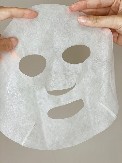 女人知己試用大隊,口碑行銷,部落客行銷,BEMORAL納西瑟斯裸妝面膜,散發柔滑光澤！月光閃粉，10分鐘達到隔離裸素顏,植物萃取日本林原生物糖類，含豐富鉀離子，幫助細胞保持滲透平衡，協助水份完整進入細胞,取用德國引領全球的「閃光粉特殊原料」並合乎歐盟法規，達最高品質與規範要求的安全成份,特級研發面膜紙採用日本紡織領先技術製作以棉籽絨為原料的再生纖維素的纖維組織，具優良的保水性,緊密服貼性,高度透明性,取得SGS檢驗認證,#裸妝面膜