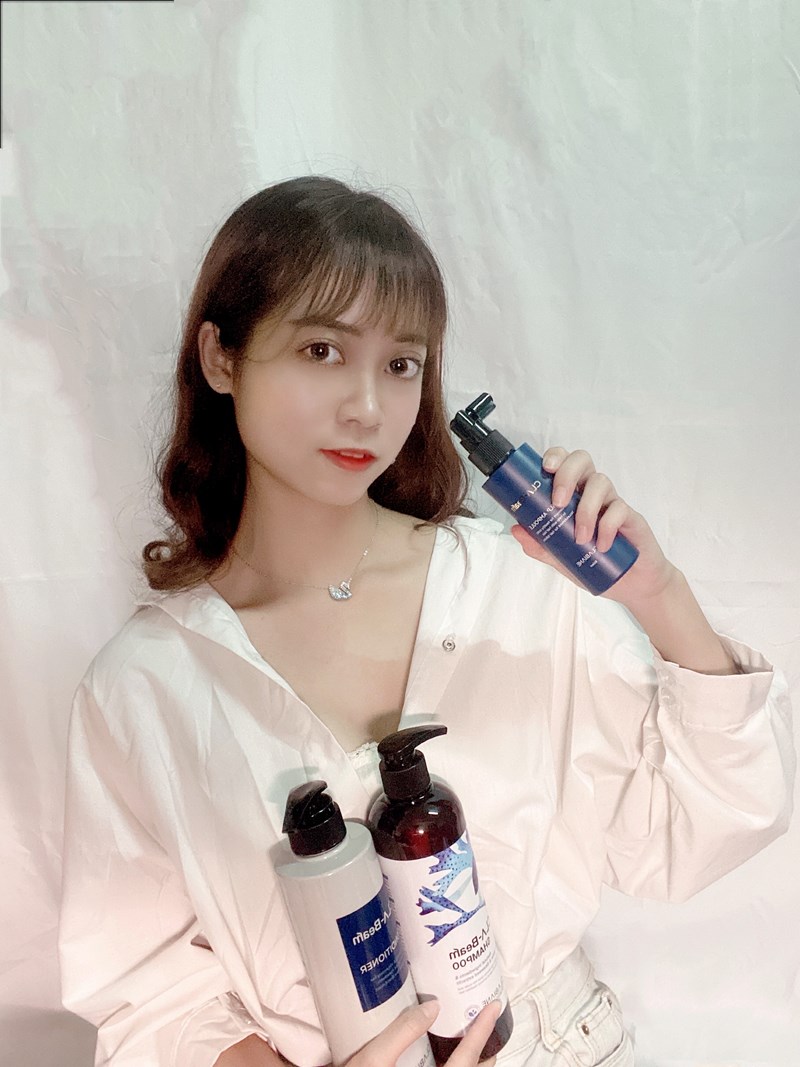 女人知己試用大隊,口碑行銷,部落客行銷,雅諾士植萃賦活禮盒組,植萃賦活禮盒組,植萃賦活淨化潔淨露,植萃賦活滋養護髮素,植萃賦活滋養頭皮安瓶,頭皮養護,居家頭皮保養,強健髮根,滋養頭皮,改善毛燥髮質,毛髮豐盈,調理頭皮,滋養毛髮,洗髮精推薦,髮品推薦