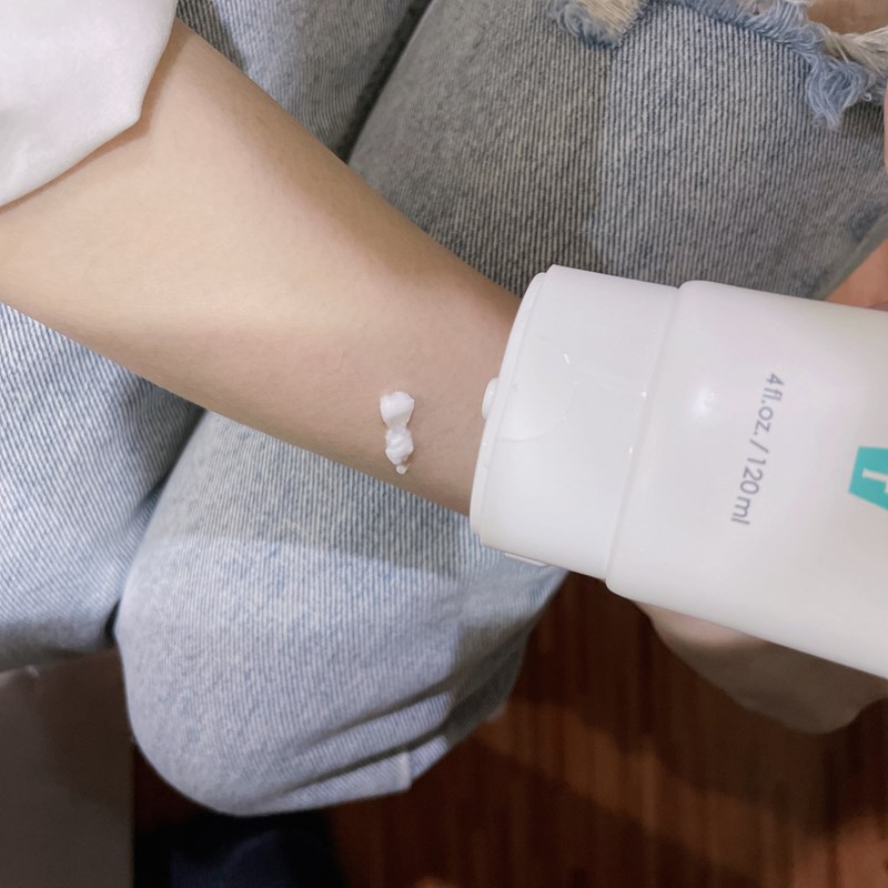 女人知己試用大隊,口碑行銷,部落客行銷,Dermesis迪敏施 Plus 涵鈣休異膚乳霜 滋潤型 120ml,Dermesis迪敏施,滋潤,保溼,舒緩,針對敏感性肌膚皮膚修護屏障,保溼性佳,更加滋潤,減緩水分散失,修護乾燥,有效預防皮膚乾裂,減少肌膚脫屑/脫皮,保濕舒緩,長效滋潤,俢護健康肌