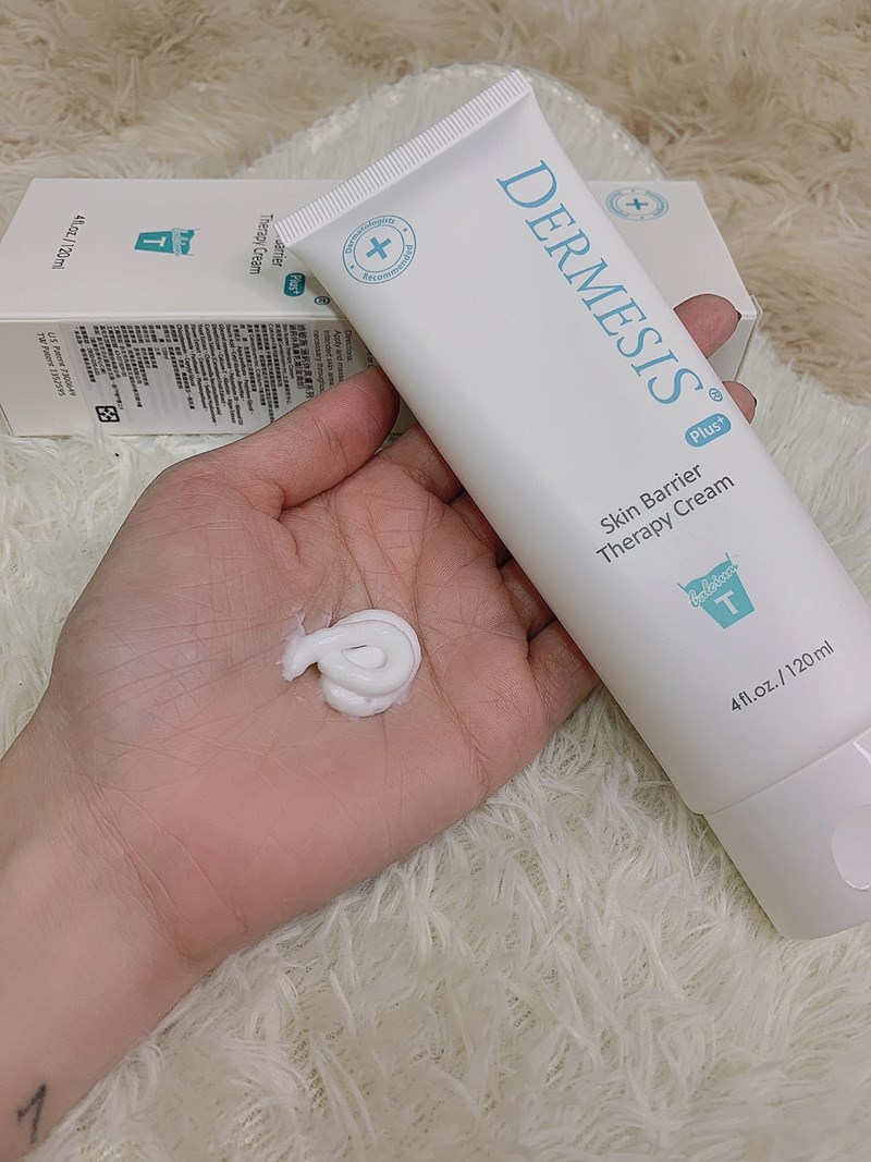 女人知己試用大隊,口碑行銷,部落客行銷,Dermesis迪敏施 Plus 涵鈣休異膚乳霜 滋潤型 120ml,Dermesis迪敏施,滋潤,保溼,舒緩,針對敏感性肌膚皮膚修護屏障,保溼性佳,更加滋潤,減緩水分散失,修護乾燥,有效預防皮膚乾裂,減少肌膚脫屑/脫皮,保濕舒緩,長效滋潤,俢護健康肌