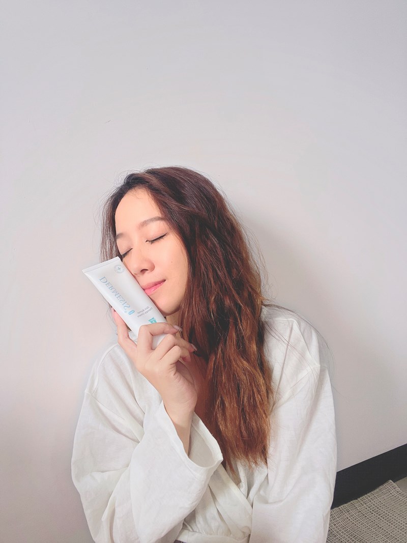 女人知己試用大隊,口碑行銷,部落客行銷,Dermesis迪敏施 Plus 涵鈣休異膚乳霜 滋潤型 120ml,Dermesis迪敏施,滋潤,保溼,舒緩,針對敏感性肌膚皮膚修護屏障,保溼性佳,更加滋潤,減緩水分散失,修護乾燥,有效預防皮膚乾裂,減少肌膚脫屑/脫皮,保濕舒緩,長效滋潤,俢護健康肌