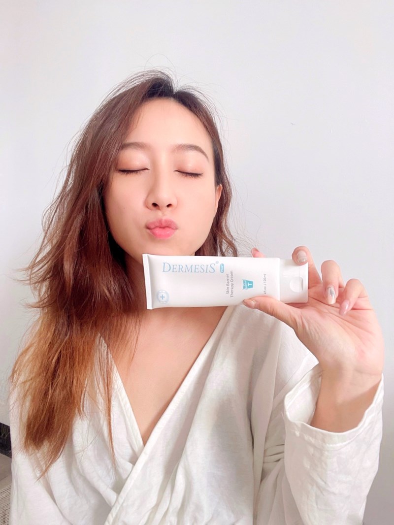 女人知己試用大隊,口碑行銷,部落客行銷,Dermesis迪敏施 Plus 涵鈣休異膚乳霜 滋潤型 120ml,Dermesis迪敏施,滋潤,保溼,舒緩,針對敏感性肌膚皮膚修護屏障,保溼性佳,更加滋潤,減緩水分散失,修護乾燥,有效預防皮膚乾裂,減少肌膚脫屑/脫皮,保濕舒緩,長效滋潤,俢護健康肌