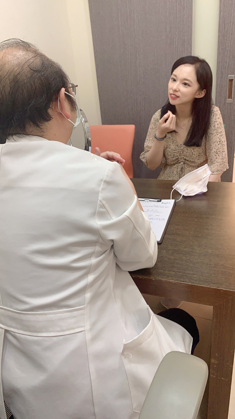 女人知己試用大隊,口碑行銷,部落客行銷,美怡雅時尚美學,彰化醫美,美怡雅時尚美學,每一秒都是你的高光時刻,美麗其實很簡單,賴政光醫師,高壓氧氣艙,醫學美容,雷射光療,抗老醫學,微整形,肉毒,玻尿酸,音波,腋下除毛,聚左旋乳酸,舒顏萃