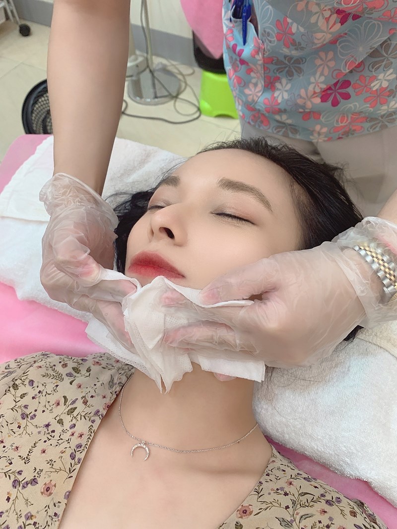 女人知己試用大隊,口碑行銷,部落客行銷,美怡雅時尚美學,彰化醫美,美怡雅時尚美學,每一秒都是你的高光時刻,美麗其實很簡單,賴政光醫師,高壓氧氣艙,醫學美容,雷射光療,抗老醫學,微整形,肉毒,玻尿酸,音波,腋下除毛,聚左旋乳酸,舒顏萃
