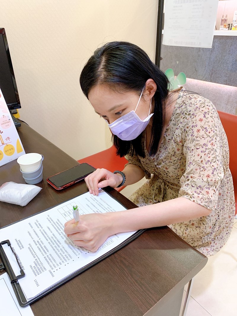 女人知己試用大隊,口碑行銷,部落客行銷,美怡雅時尚美學,彰化醫美,美怡雅時尚美學,每一秒都是你的高光時刻,美麗其實很簡單,賴政光醫師,高壓氧氣艙,醫學美容,雷射光療,抗老醫學,微整形,肉毒,玻尿酸,音波,腋下除毛,聚左旋乳酸,舒顏萃