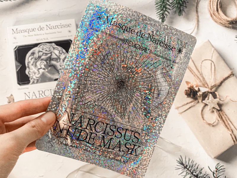 女人知己試用大隊,口碑行銷,部落客行銷,BEMORAL納西瑟斯裸妝面膜,散發柔滑光澤！月光閃粉，10分鐘達到隔離裸素顏,植物萃取日本林原生物糖類，含豐富鉀離子，幫助細胞保持滲透平衡，協助水份完整進入細胞,取用德國引領全球的「閃光粉特殊原料」並合乎歐盟法規，達最高品質與規範要求的安全成份,特級研發面膜紙採用日本紡織領先技術製作以棉籽絨為原料的再生纖維素的纖維組織，具優良的保水性,緊密服貼性,高度透明性,取得SGS檢驗認證,#裸妝面膜