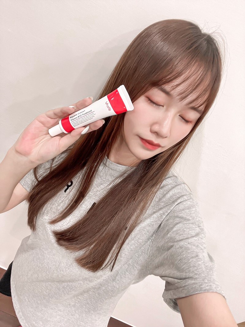 女人知己試用大隊,Vitame薇塔蜜維他命B12全能修護霜,Vitame薇塔蜜B12,舒敏修護,擦的B群,適合疲倦的肌膚,對抗肌膚老化,乾燥敏感,神奇修護能力,敏感肌適用,舒緩肌膚不適,保濕滋潤,防止肌膚老化,使肌膚恢復彈性,全家大小都適用,萬用修護