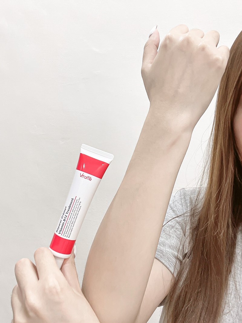 女人知己試用大隊,Vitame薇塔蜜維他命B12全能修護霜,Vitame薇塔蜜B12,舒敏修護,擦的B群,適合疲倦的肌膚,對抗肌膚老化,乾燥敏感,神奇修護能力,敏感肌適用,舒緩肌膚不適,保濕滋潤,防止肌膚老化,使肌膚恢復彈性,全家大小都適用,萬用修護