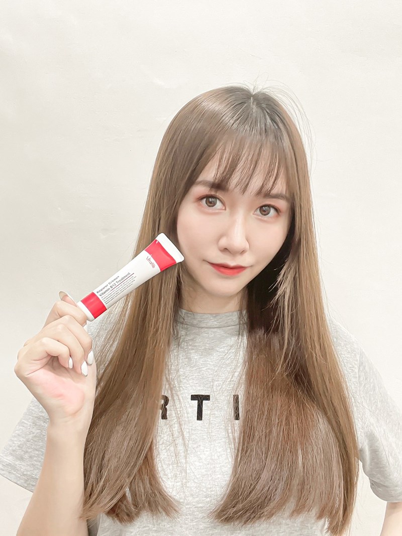 女人知己試用大隊,Vitame薇塔蜜維他命B12全能修護霜,Vitame薇塔蜜B12,舒敏修護,擦的B群,適合疲倦的肌膚,對抗肌膚老化,乾燥敏感,神奇修護能力,敏感肌適用,舒緩肌膚不適,保濕滋潤,防止肌膚老化,使肌膚恢復彈性,全家大小都適用,萬用修護