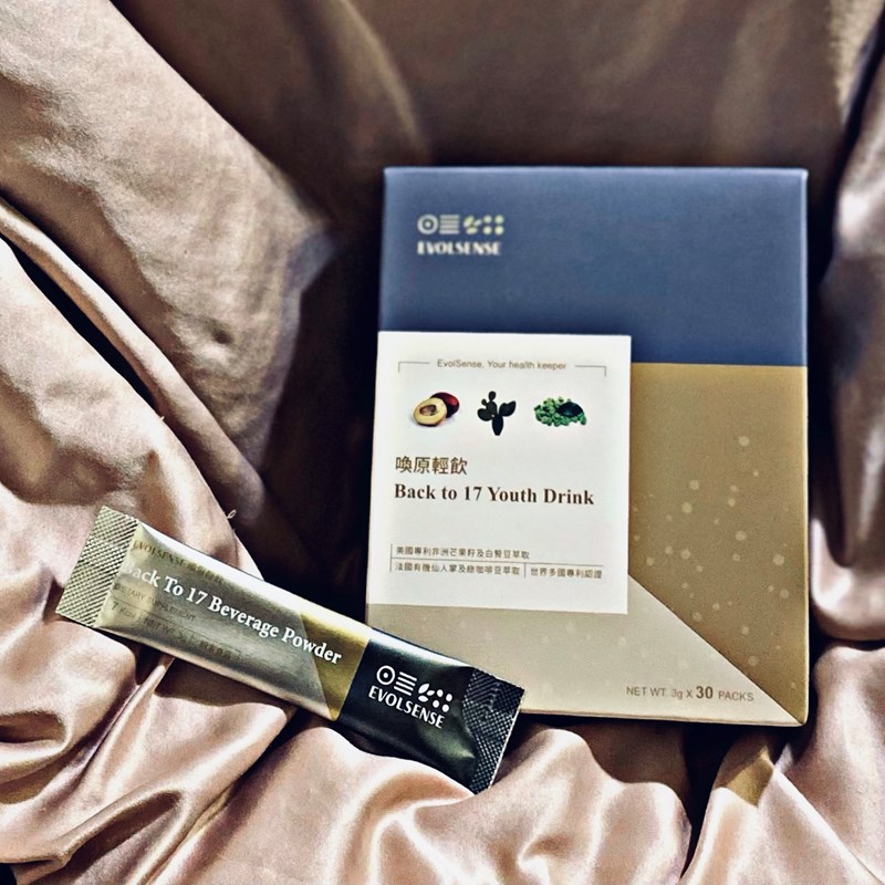 女人知己試用大隊,口碑行銷,部落客行銷,Evolsense璦研司  喚原輕飲Back to 17 Youth drink,Evolsense璦研司 喚原輕飲,添加非洲芒果籽（輕盈）,綠咖啡豆+柑橘瓜拿納（燃燒）,仙人掌萃取（分解）,金針菇萃取（淨空）,白腎豆（攔截）,吃貨速攻配方,便利,順暢,快速,多國官方認證及獎項，專利製成好安心,直接撕開食用或加入100ml冷水沖泡飲用