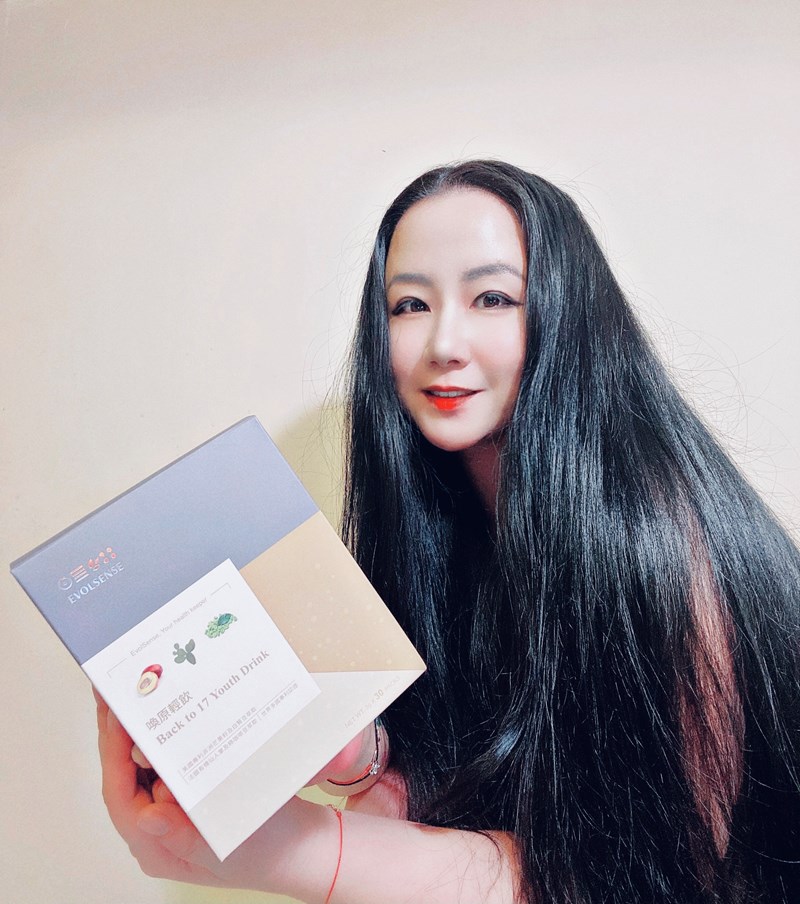 女人知己試用大隊,口碑行銷,部落客行銷,Evolsense璦研司  喚原輕飲Back to 17 Youth drink,Evolsense璦研司 喚原輕飲,添加非洲芒果籽（輕盈）,綠咖啡豆+柑橘瓜拿納（燃燒）,仙人掌萃取（分解）,金針菇萃取（淨空）,白腎豆（攔截）,吃貨速攻配方,便利,順暢,快速,多國官方認證及獎項，專利製成好安心,直接撕開食用或加入100ml冷水沖泡飲用