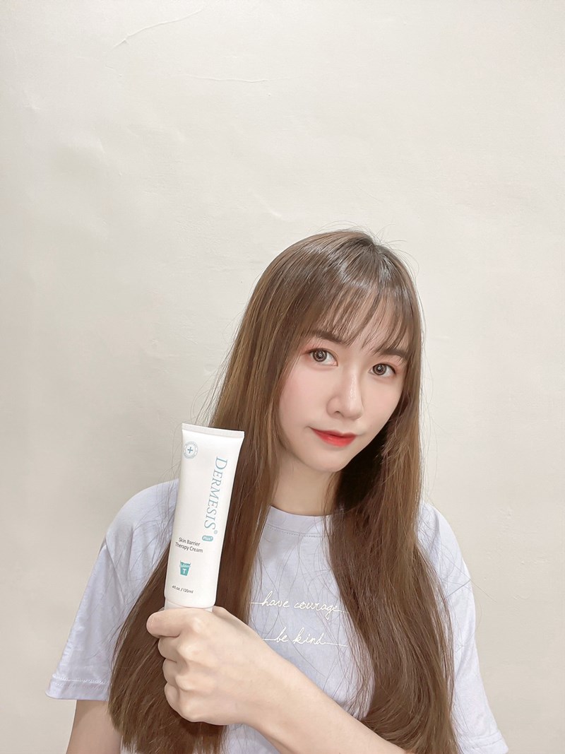 女人知己試用大隊,口碑行銷,部落客行銷,Dermesis迪敏施 Plus 涵鈣休異膚乳霜 滋潤型 120ml,Dermesis迪敏施,滋潤,保溼,舒緩,針對敏感性肌膚皮膚修護屏障,保溼性佳,更加滋潤,減緩水分散失,修護乾燥,有效預防皮膚乾裂,減少肌膚脫屑/脫皮,保濕舒緩,長效滋潤,俢護健康肌