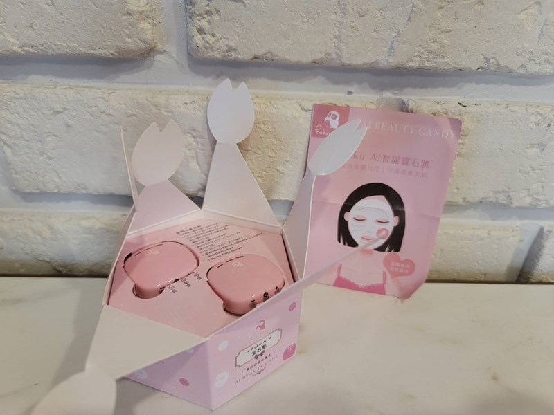 女人知己試用大隊,口碑行銷,部落客行銷,Fukusakura 面膜智能寶石肌,美膚神器,敷面膜的好朋友,AI智能,日本共同研發,日本認定製品證明書,宅在家的保濕神器,免插電,提升敷面膜效能,藉由電及水的引導幫助保養品吸收,居家輕巧智能美肌保養,攜帶便利,隨時都能保養,聰明按鈕智能設計,自由調整保養強度