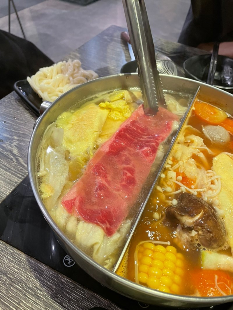 女人知己試用大隊,口碑行銷,部落客行銷,海陸雙人套餐,中壢火鍋推薦,中壢聚餐,中原火鍋推薦,中壢和牛,源自蘆洲正官,中壢火鍋,桃園火鍋,中壢鍋物推薦,中壢上官木桶鍋,上官木桶鍋