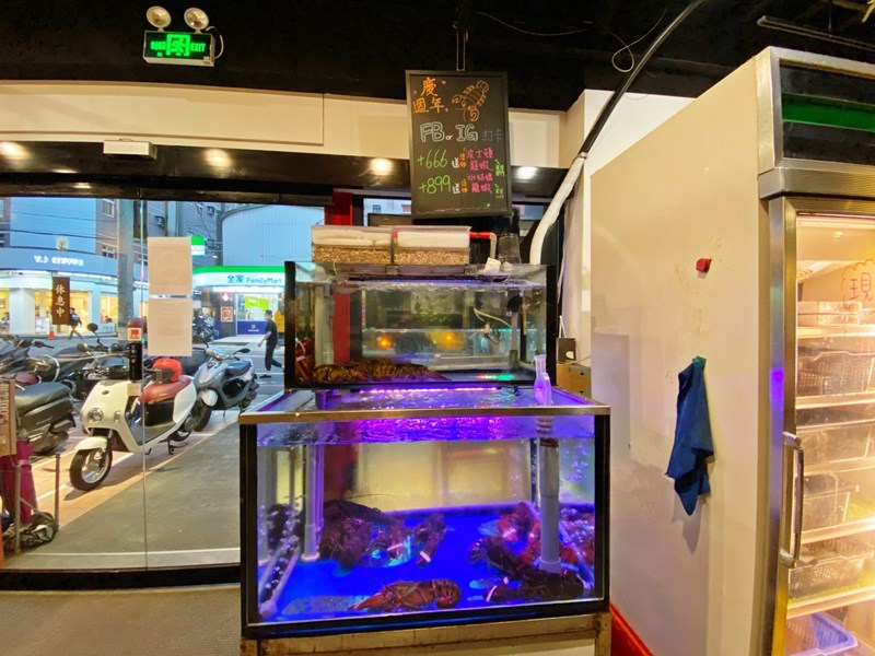 女人知己試用大隊,口碑行銷,部落客行銷,海陸雙人套餐,中壢火鍋推薦,中壢聚餐,中原火鍋推薦,中壢和牛,源自蘆洲正官,中壢火鍋,桃園火鍋,中壢鍋物推薦,中壢上官木桶鍋,上官木桶鍋
