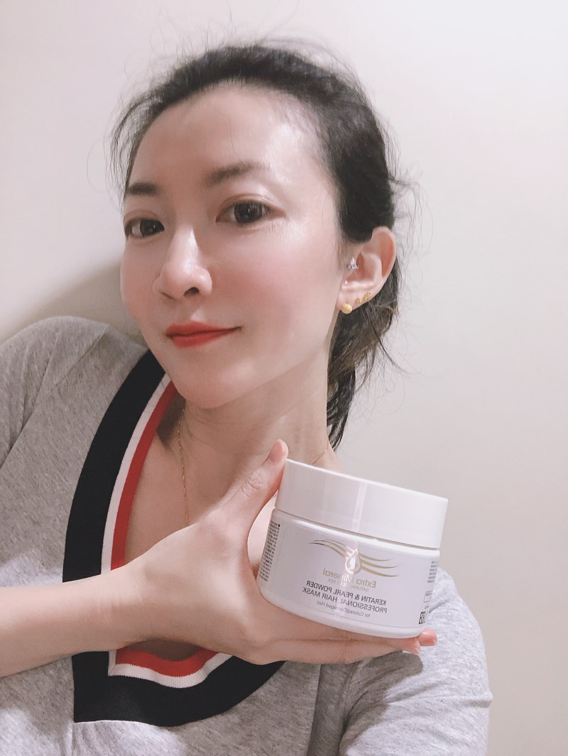 女人知己試用大隊,口碑行銷,部落客行銷,Extra Mineral 專業護色髮膜,Extra Mineral角蛋白&珍珠粉-專業護色髮膜,Extra Mineral,專業護色髮膜,無爭議化學物質,無環境傷害,無動物實驗,以色列原裝進口,含有珍貴角蛋白,珍珠粉和死海礦物質,修復染燙後受損髮質，同時具有強大的護色功用,礦物質微量元素是組織修復的重要元素,深層修護,柔順保水光澤重現髮絲生命力,回購率高,Extra Mineral結合創新美容技術與死海天然礦藏,獨特配方在修護髮絲的同時不造成髮根負擔,由專業化學家配製，經過以色列認證實驗室的嚴格測試，以確保其安全性和有效性,Extra Mineral系列香氛以舊巴黎街道的記憶為基調，加入地中海的獨特氛圍，以柑橘,桉樹,石榴為主調,以色列政府頒發傑出產品出口製造商,優良死海產品標章,GMP ISO認證,生菌數檢驗合格