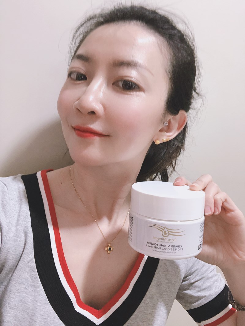 女人知己試用大隊,口碑行銷,部落客行銷,Extra Mineral 專業護色髮膜,Extra Mineral角蛋白&珍珠粉-專業護色髮膜,Extra Mineral,專業護色髮膜,無爭議化學物質,無環境傷害,無動物實驗,以色列原裝進口,含有珍貴角蛋白,珍珠粉和死海礦物質,修復染燙後受損髮質，同時具有強大的護色功用,礦物質微量元素是組織修復的重要元素,深層修護,柔順保水光澤重現髮絲生命力,回購率高,Extra Mineral結合創新美容技術與死海天然礦藏,獨特配方在修護髮絲的同時不造成髮根負擔,由專業化學家配製，經過以色列認證實驗室的嚴格測試，以確保其安全性和有效性,Extra Mineral系列香氛以舊巴黎街道的記憶為基調，加入地中海的獨特氛圍，以柑橘,桉樹,石榴為主調,以色列政府頒發傑出產品出口製造商,優良死海產品標章,GMP ISO認證,生菌數檢驗合格
