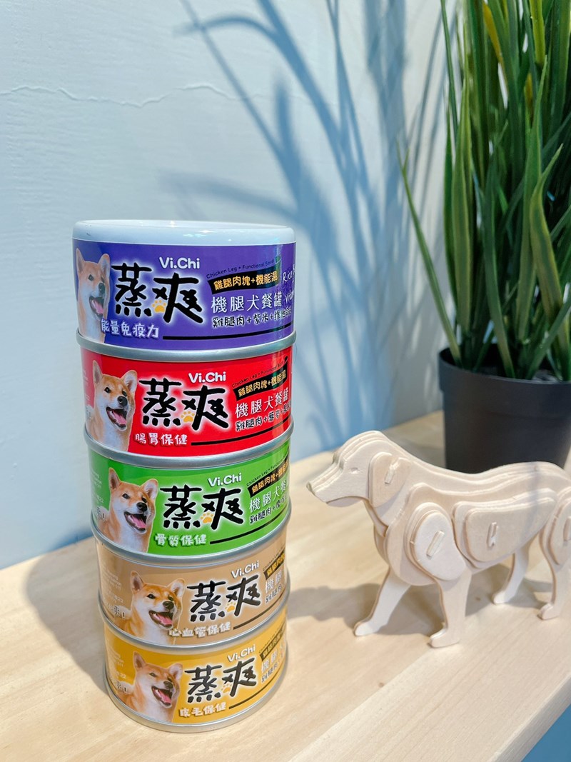 女人知己試用大隊,口碑行銷,部落客行銷,維齊 Vi.Chi 蒸爽機腿犬餐罐 80g,鮮嫩大塊雞腿肉,機能高湯補充營養與水分,低卡路里,低脂肪,易吸收,增強體質,大塊肉塊,口感十足