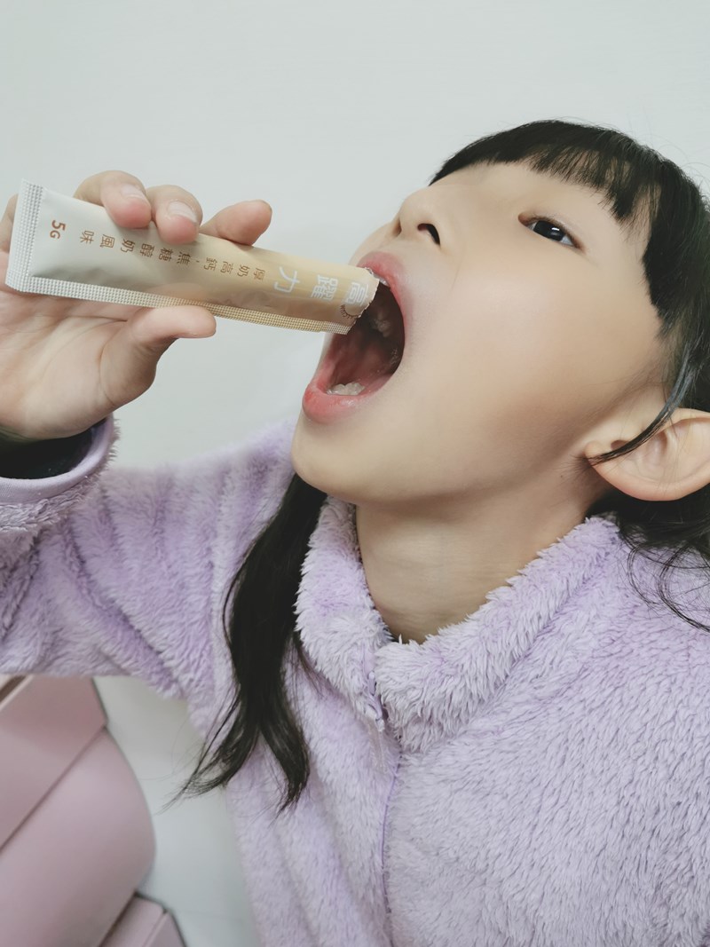 女人知己試用大隊,口碑行銷,部落客行銷,永德生技 高躍力厚奶高鈣,永德生技高躍力,霸高小子,成長專門對策,醫師好辣推薦,骨科醫師洪嘉鴻推薦,一小包高躍力萃取自2.5公升牛奶的鈣,水解牛奶鈣,專利成長型膠原蛋白,韓國專利黑酵母萃取物,鎂,維生素 D3,維生素K2,菊苣纖維,專利藻油DHA,堅持不添加任何有疑慮成分,賀爾蒙檢測合格,通過789項SGS檢驗,純鈣量高達500mg，滿足一日所需,成長期可一天兩包，等於喝了4大杯牛奶