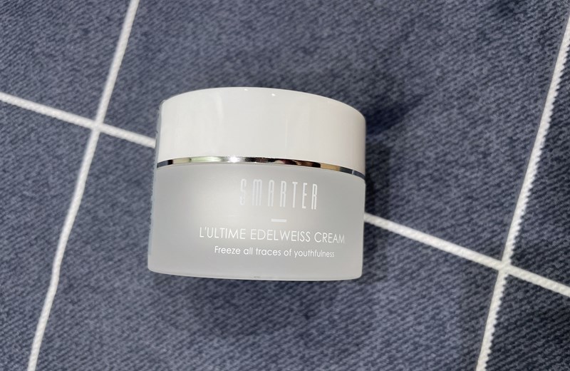 女人知己試用大隊,口碑行銷,部落客行銷,Smarter 極地雪絨花霜,Smarter SPA 30 年的SPA品牌,Smarter SPA,smarterspa 30年的 SPA 品牌,極地雪絨花霜+簡約保養，詩嫚特保養品,保濕霜推薦,面霜+保濕,保濕霜+緊緻,乾燥+保濕霜