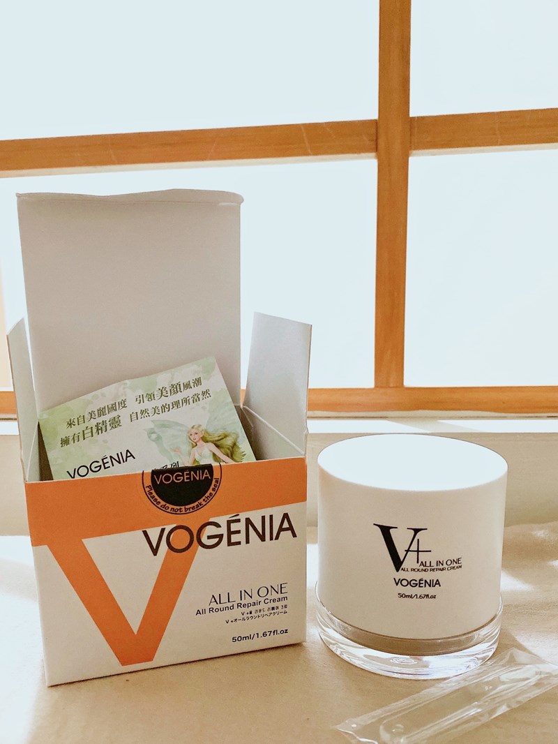 女人知己試用大隊,口碑行銷,部落客行銷,V+全方位修護乳霜,VOGÉNIA V+全方位修護乳霜,舒緩肌膚壓力,生活壓力也是會造成肌膚老化的原因之一,有研究報告指出，生活壓力可能是指生理上的睡眠不足,工作的壓力,人際關係等，還有外在的環境,現今的疫情,氣候的變化，這些對於肌膚來說都是一個壓力的來源。,懶人福星 一罐就足夠,專利研發,保持肌膚水潤度，使肌膚如絲般順滑,有助於舒緩和護理肌膚,提升肌膚對環境傷害的保護力優良製作,國際認證,專業技術